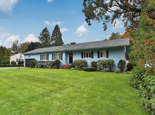 95 Pembrook Rd, North Andover, MA 01845