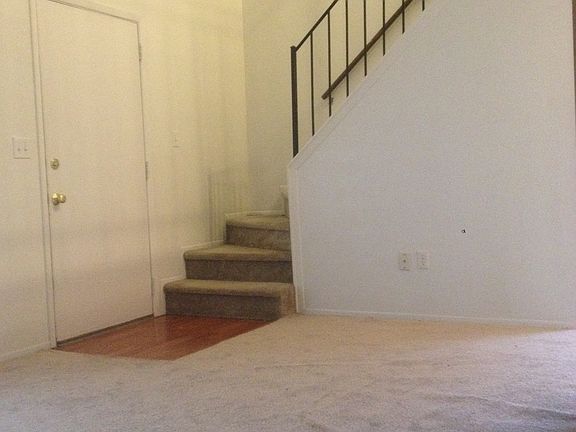 2nd image of 28404 Longmeadow Ln #1002