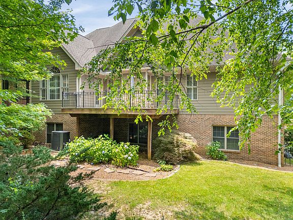 4th image of 9547 Legacy Oaks Dr