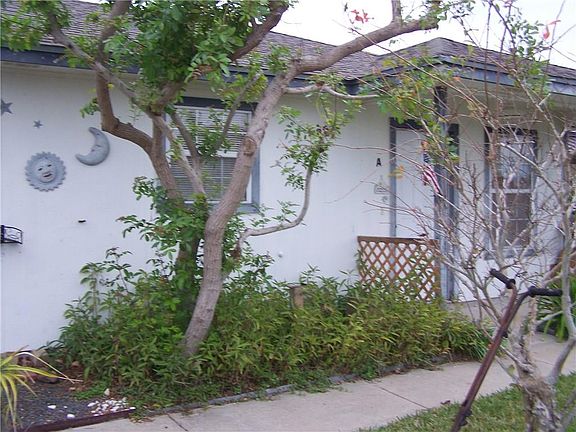 4th image of 310 Easy St #A