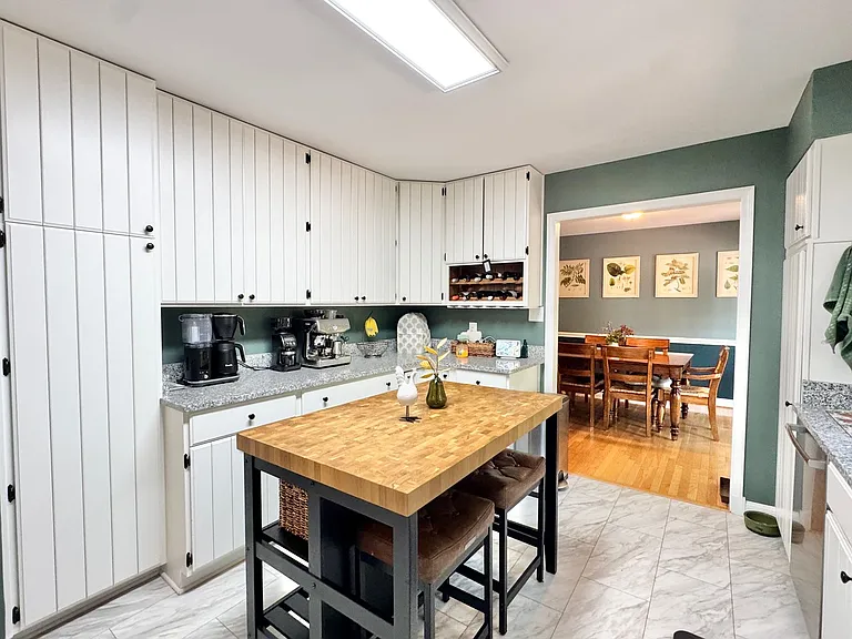 454 Widewater Rd — Photo 9