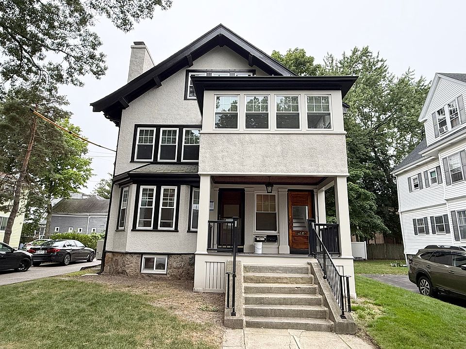 1st image of 25 Phillips St #1