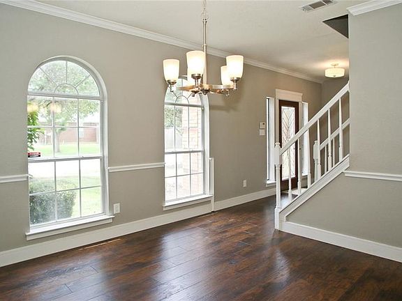3rd image of 1346 Ashbrook Dr