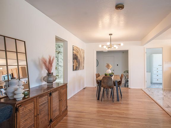 5th image of 10416 Princess Jeanne Ave NE