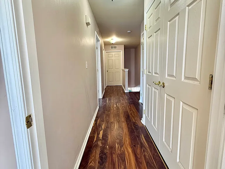 1823 S Napa St — Photo 32