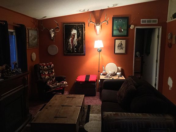 2nd image of 120 E Walnut Ave