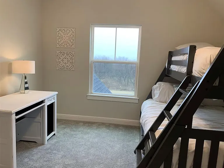306 Village Way — Photo 13