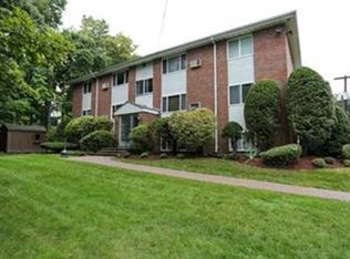 61 Fairmount St APT 12A, Marlborough, MA 01752