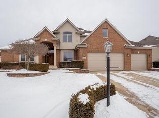 2827 Jarrett Dr, Schererville, IN 46375