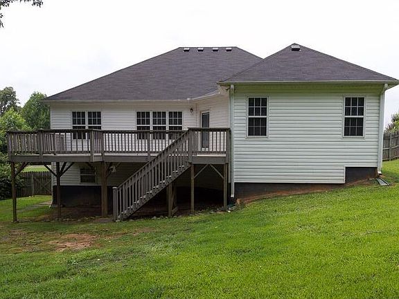 4th image of 3435 Weeping Willow Ln