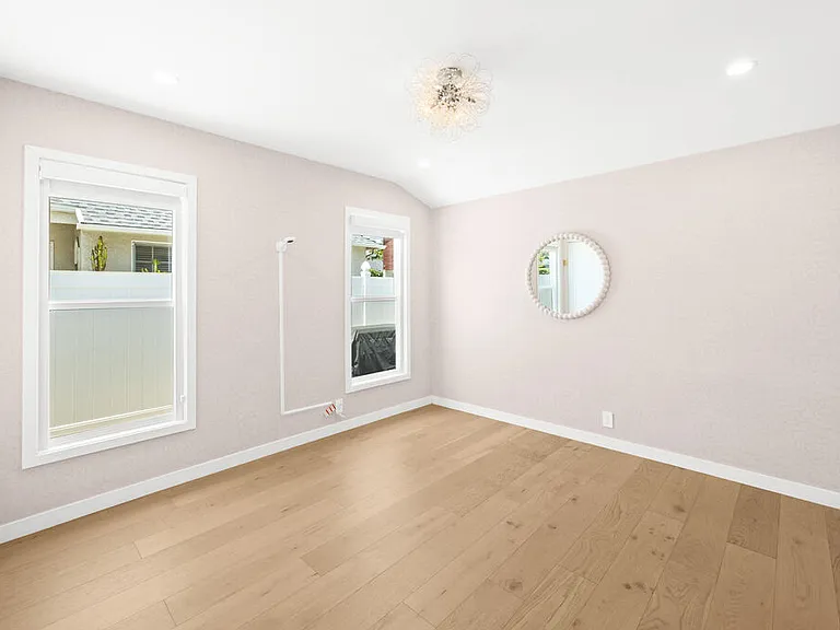 9007 David Ave — Photo 23