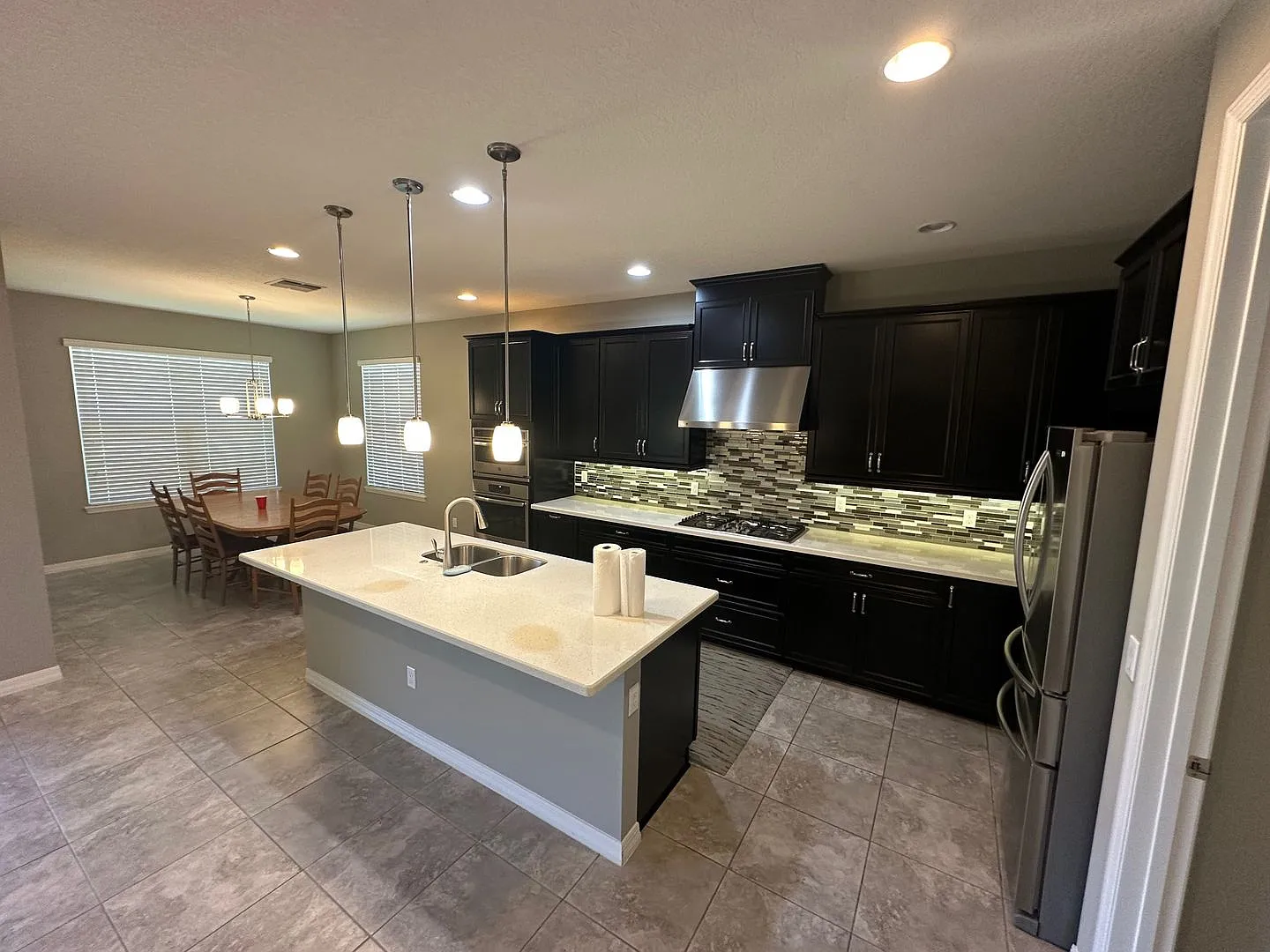 Beautiful 4-Bedroom, 2.5-Bathroom Home Nestled in Cypress Reserve — Photo 4