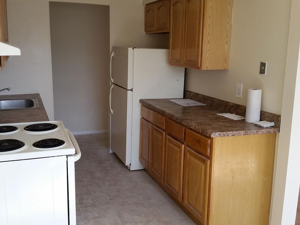 1st image of 45 Kenwood Dr APT 2