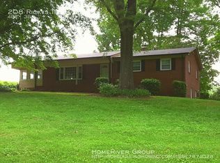 208 Rickys Trl, Madison, NC 27025