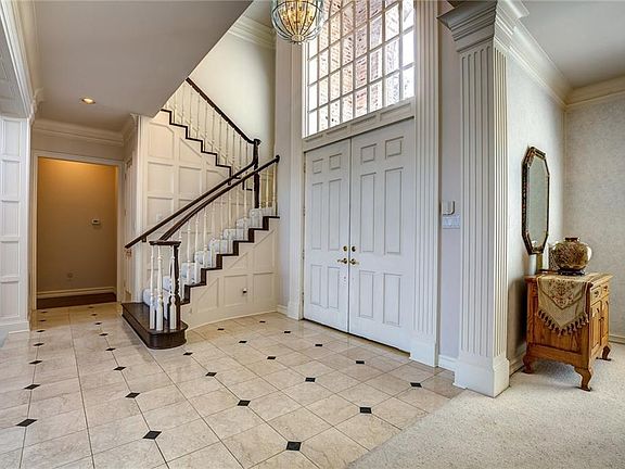 4th image of 2904 Covey Pl