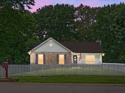 810 Burton Trl, Adams, TN, 37010
