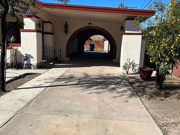 2nd image of 117 N Grande Ave