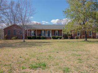 202 Center Pointe Rd, Belton, SC 29627