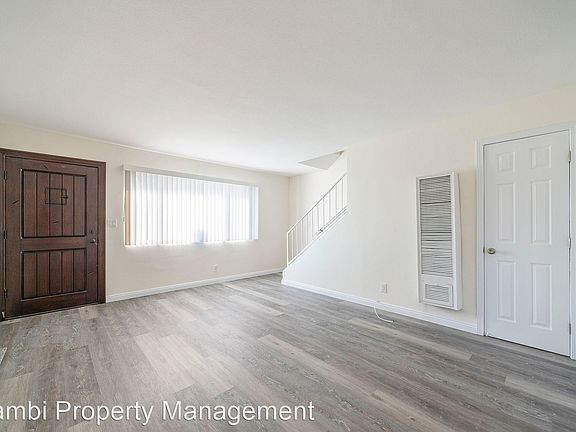4th image of 4729 W 152nd St