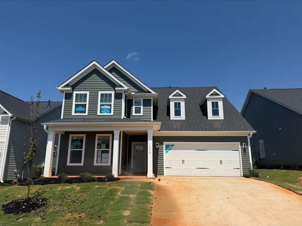 1010 Fox Hollow St, Spartanburg, SC 29303