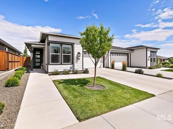 12136 S Glory Ln, Kuna, ID 83634