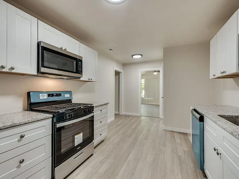 4626 Utah Ave — Photo 10