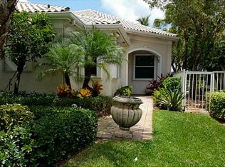 2543 Bay Pointe Dr, Weston, FL 33327