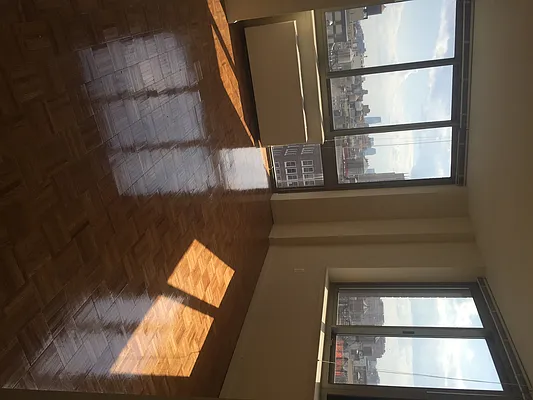 Rented by Chelsea Tower | media 4