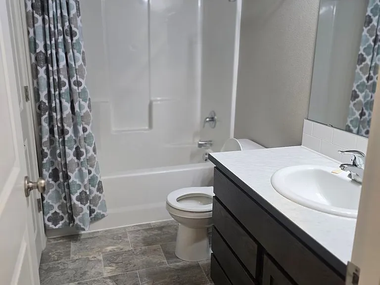2340 SW Quartz Ave — Photo 10