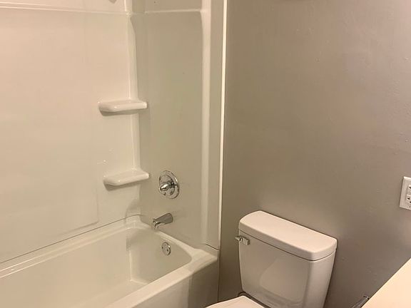 5th image of 65 Sunset Dr #4A