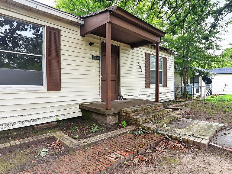 Listing photo 4