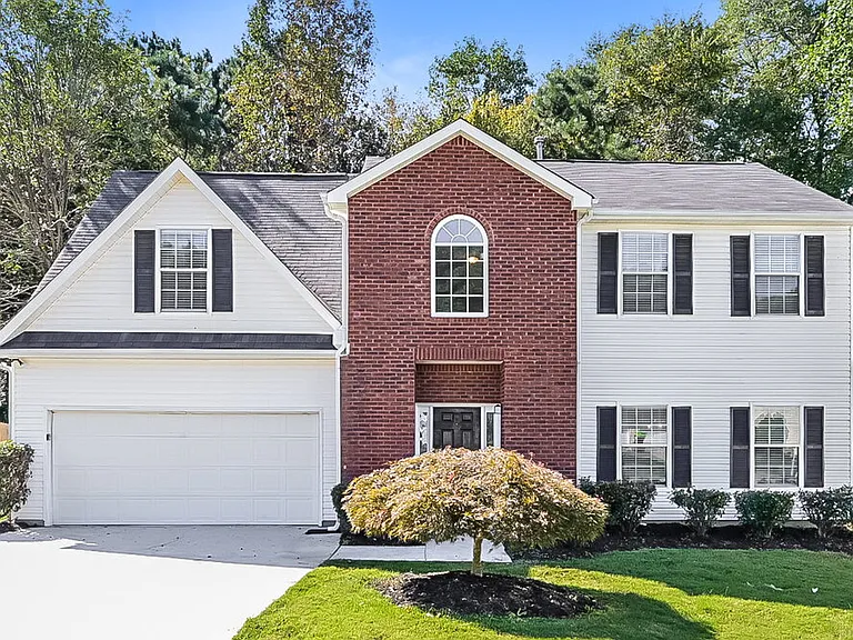 1603 Blossom Dr — Photo 1
