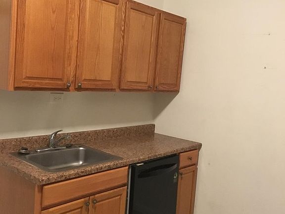 3rd image of 278 Halladay St #2
