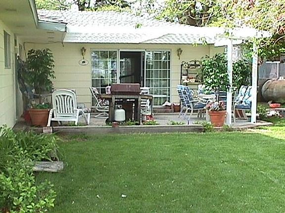 4th image of 12790 Highway 39