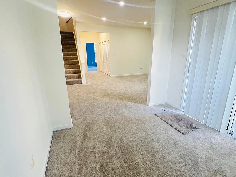 13129 Park Crescent Cir — Photo 20
