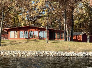 30287 Cedar Ln, Girard, IL 62640