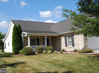 102 Sarvis Ct, Stephens City, VA 22655