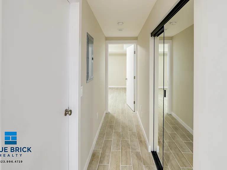 1035 N Hayworth Ave #100 — Photo 20