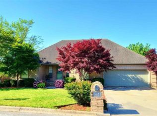 1204 Kirkwood Dr, Paragould, AR 72450