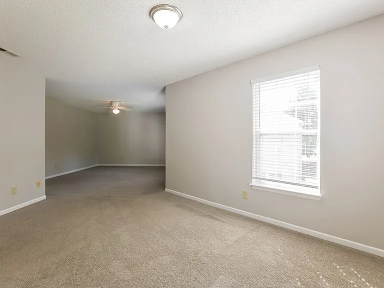 10841 Zimmerman Ln — Photo 8