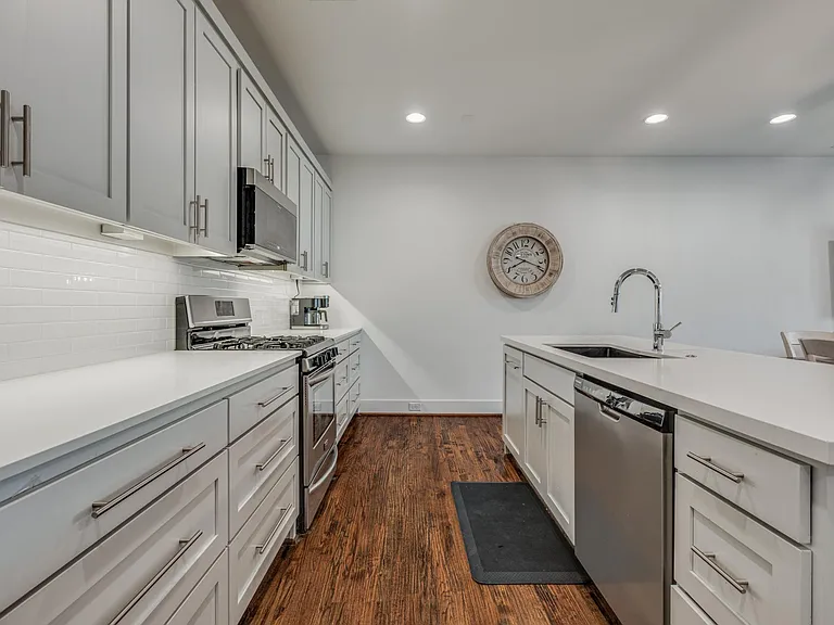 5602 Lindell Ave #D — Photo 6