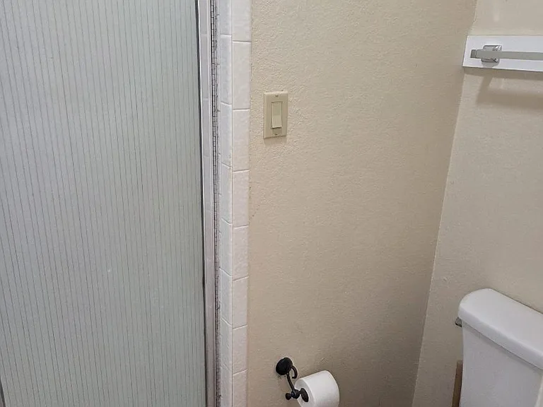 Mstr bath