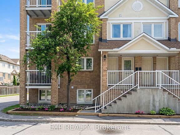 2nd image of 1639 Locksley Ln #11