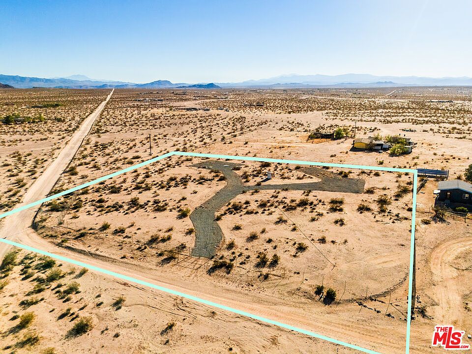 2nd image of 66250 Coyote Valley Rd