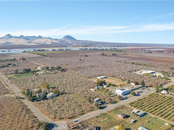3705 Nuestro Rd, Yuba City, CA 95993