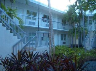 8080 Tatum Waterway Dr APT 6, Miami Beach, FL 33141