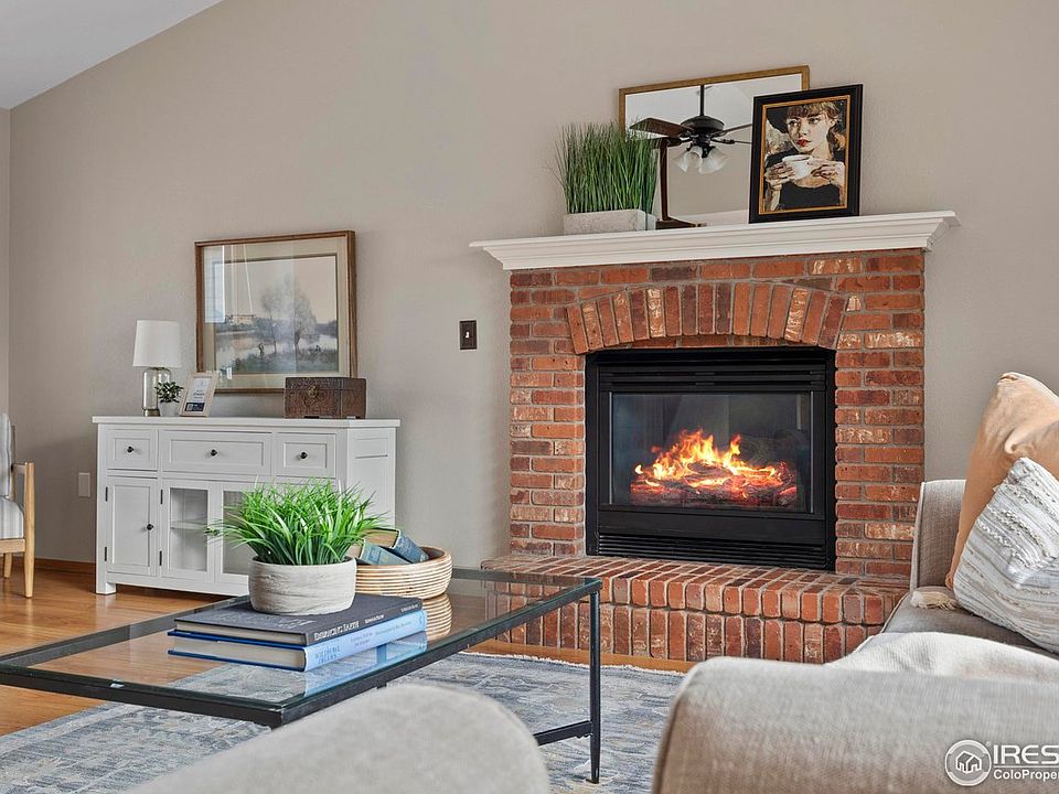1st image of 2384 Hampstead Dr