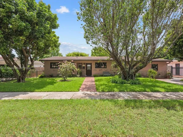 3220 SW 95th Ct, Miami, FL 33165