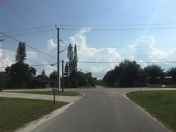 5th image of 104 NE Twylite Ter