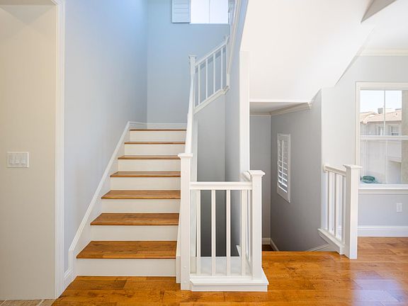 3rd image of 7238 Shannon Park Ct